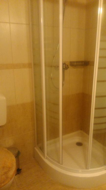 Hotel ดอมโบวาร์ ห้อง รูปภาพ